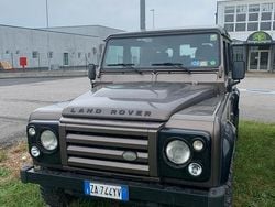 Usata 2011 Land Rover Defender Tre volumi | 35.000 €