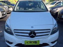 Bianco Usata 2013 Mercedes B180 Premium Monovolume | 7299 € (Buon prezzo)