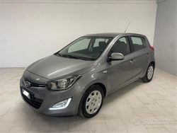 Grigio Usata 2013 Hyundai i20 Edition Tre volumi | 4700 € (Buon prezzo)