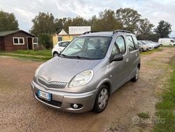 Grigio Usata 2005 Toyota Yaris Verso Monovolume | 2500 € (Ottimo prezzo)