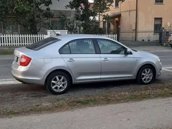 Argento Usata 2012 Skoda Rapid Elegance Tre volumi | 5900 € (Cara)