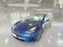 Blu Usata 2020 Tesla Model 3 Standard Range Tre volumi | 24.800 € (Buon prezzo)