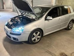 Grigio Usata 2006 VW Golf V Coupé | 1600 € (Super prezzo)