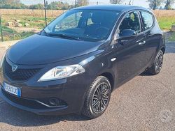 Nero Usata 2019 Lancia Ypsilon Gold Due volumi | 8500 € (Buon prezzo)