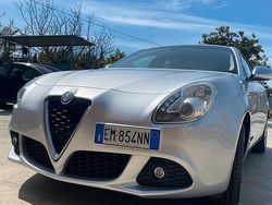 Grigio Usata 2013 Alfa Romeo Giulietta Tre volumi | 9000 € (Cara)