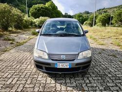 Grigio Usata 2009 Fiat Idea Monovolume | 2000 €