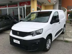 Bianco Usata 2021 Peugeot Partner Premium Monovolume | 12.950 € (Ottimo prezzo)