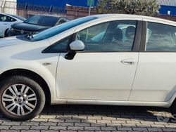 Usata 2013 Fiat Punto Due volumi | 1500 € (Buon prezzo)