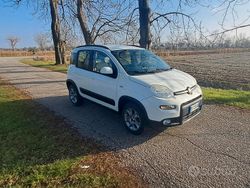 Usata 2012 Fiat Panda 4x4 Due volumi | 6800 € (Buon prezzo)
