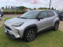 Silver met & black Usata 2021 Toyota Yaris Cross Trend SUV | 18.900 € (Ottimo prezzo)