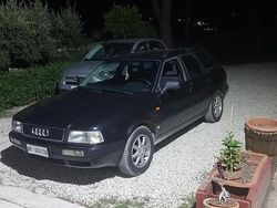 Nero Usata 1992 Audi 80 Tre volumi | 5000 €