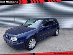 Blu Usata 2001 VW Golf IV Highline Tre volumi | 1500 € (Buon prezzo)