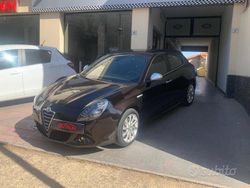 Nero Usata 2010 Alfa Romeo Giulietta Distinctive Due volumi | 10.300 € (Molto cara)
