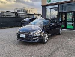 Blu Usata 2017 Kia Optima Station wagon | 10.990 €