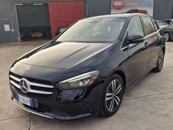 Nero Usata 2019 Mercedes B180 Premium Monovolume | 18.900 € (Buon prezzo)