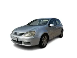 Grigio(met.) Usata 2004 VW Golf IV Comfortline Tre volumi | 2490 € (Ottimo prezzo)