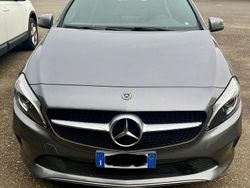 Usata 2017 Mercedes A180 Tre volumi | 13.900 € (Buon prezzo)