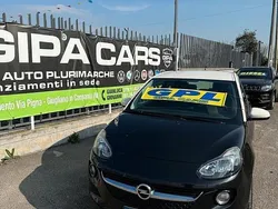 Nero Usata 2015 Opel Adam Glam Due volumi | 6999 € (Buon prezzo)