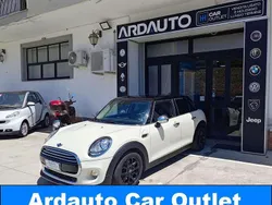 Bianco Usata 2015 Mini Cooper D Due volumi | 9900 € (Buon prezzo)