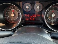 Bianco Usata 2014 Fiat Punto Tre volumi | 3800 € (Buon prezzo)