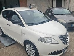 Bianco Usata 2012 Lancia Ypsilon Gold Due volumi | 5900 € (Buon prezzo)