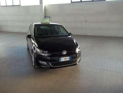 Nero perlato Usata 2011 VW Polo Highline Tre volumi | 8150 € (Buon prezzo)