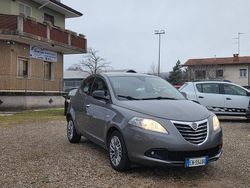 Grigio Usata 2012 Lancia Ypsilon S Due volumi | 5490 € (Buon prezzo)