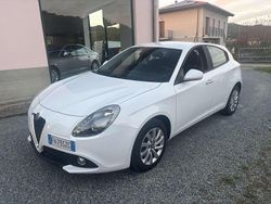 Bianco Usata 2018 Alfa Romeo Giulietta Tre volumi | 9000 € (Ottimo prezzo)