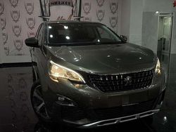 Verde Usata 2017 Peugeot 3008 Allure SUV | 14.000 € (Buon prezzo)
