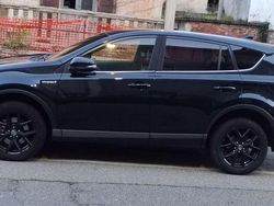 Usata 2018 Toyota RAV4 Hybrid SUV | 21.000 € (Cara)