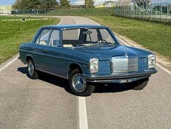 Blu Usata 1968 Mercedes 200/8 Tre volumi | 12.500 €