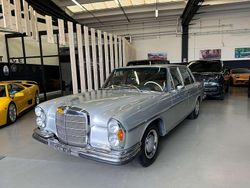 Argento Usata 1970 Mercedes 280 Tre volumi | 19.900 €