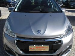 Grigio Usata 2019 Peugeot 208 Allure Due volumi | 8500 € (Buon prezzo)