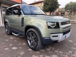 Pangea green met. Usata 2021 Land Rover Defender SE Dynamic SUV | 56.900 € (Ottimo prezzo)