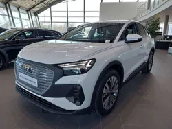 Bianco Usata 2023 Audi Q4 Sportback e-tron Comfort SUV | 33.500 € (Ottimo prezzo)
