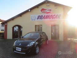 Nero Usata 2012 Renault Clio IV Dynamique Tre volumi | 5900 € (Buon prezzo)