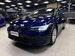 Blu/azzurro Usata 2021 VW Golf Life Tre volumi | 19.890 € (Buon prezzo)