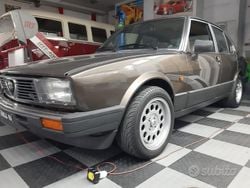 Marrone Usata 1984 Alfa Romeo Alfetta Tre volumi | 13.000 €