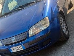 Usata 2006 Fiat Idea Monovolume | 1000 € (Buon prezzo)
