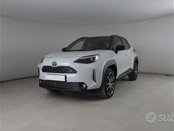 Grigio Usata 2024 Toyota Yaris Cross Sport SUV | 30.500 € (Cara)