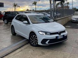 Bianco Usata 2022 VW Polo Style Tre volumi | 16.990 € (Buon prezzo)