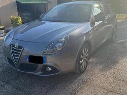 Usata 2015 Alfa Romeo Giulietta Tre volumi | 6500 € (Ottimo prezzo)