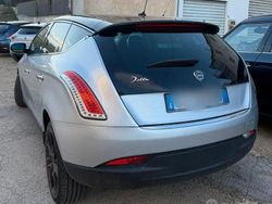 Grigio Usata 2012 Lancia Delta Due volumi | 3300 € (Cara)