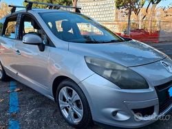 Grigio Usata 2011 Renault Scénic III Dynamique Monovolume | 3800 € (Ottimo prezzo)