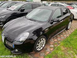Nero Usata 2015 Alfa Romeo Giulietta Tre volumi | 9000 € (Buon prezzo)