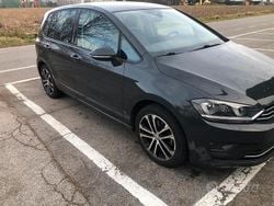 Grigio Usata 2016 VW Golf Sportsvan Highline Monovolume | 7900 € (Buon prezzo)