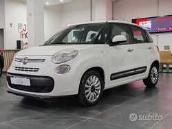 Bianco Usata 2015 Fiat 500L Lounge Monovolume | 7999 € (Buon prezzo)