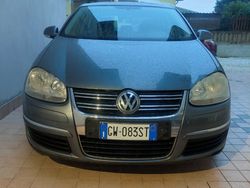 Grigio Usata 2006 VW Jetta Tre volumi | 3500 €