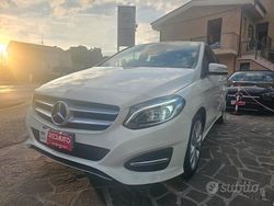 Bianco Usata 2016 Mercedes B180 Premium Monovolume | 11.500 € (Buon prezzo)