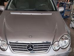 Grigio Usata 2005 Mercedes C220 Elegance Coupé | 1500 € (Buon prezzo)